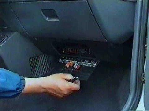 la caja de fusibles - YouTube 1986 jeep cherokee fuse box 