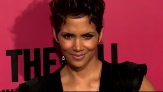 Subscribe to Splash News: http://smarturl.it/SplashSub

New reports detail the approved agreement between Halle Berry and Gabriel Aubry's child support payments, and they come out to almost $200,000 a