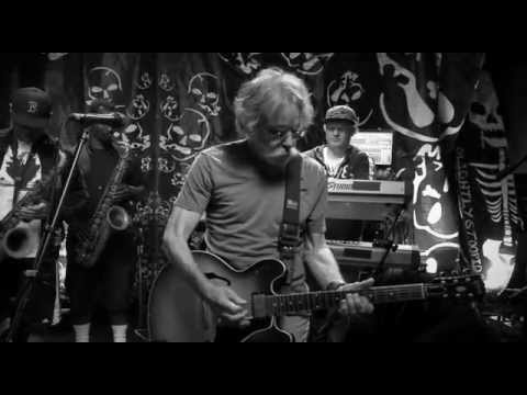 Ocean feat. Bob Weir - Live at Roberto’s TRI Studios