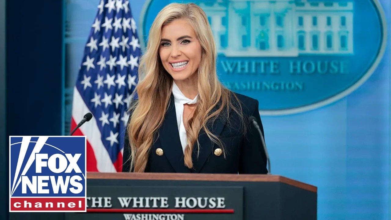 Katie Zacharia holds first WH press briefing
