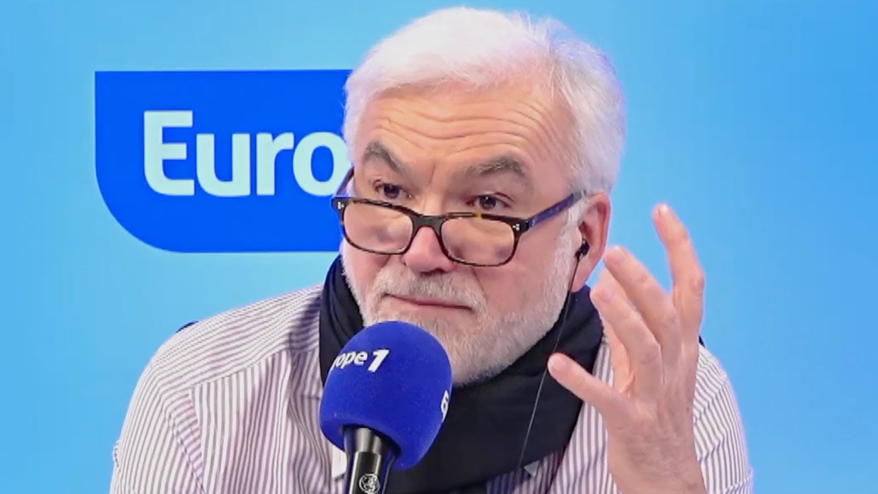 "On ne peut pas lire ces phrases sans avoir les larmes aux yeux" : P. Praud très ému en direct