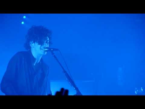 The 1975 - Robbers - War Child Concert - The Dome, London - February 2017