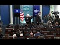 LIVE: White House briefing  - 01:03:44 min - News - Video
