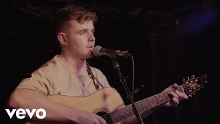 Darren Kiely - Mom &amp; Dad (Official Live Video)