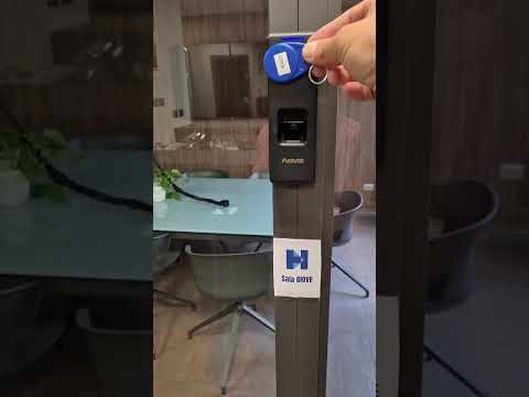 Vantaggi Anviz C2 Slim & Jweb-KEY per Coworking Bologna: Controllo Accessi Senza Canone