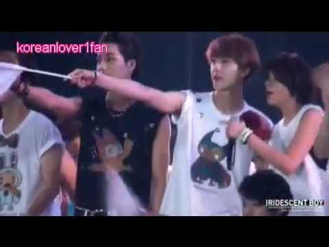 120818 EXO K SEHUN&Fx AMBER ADORABLE MOMENT!