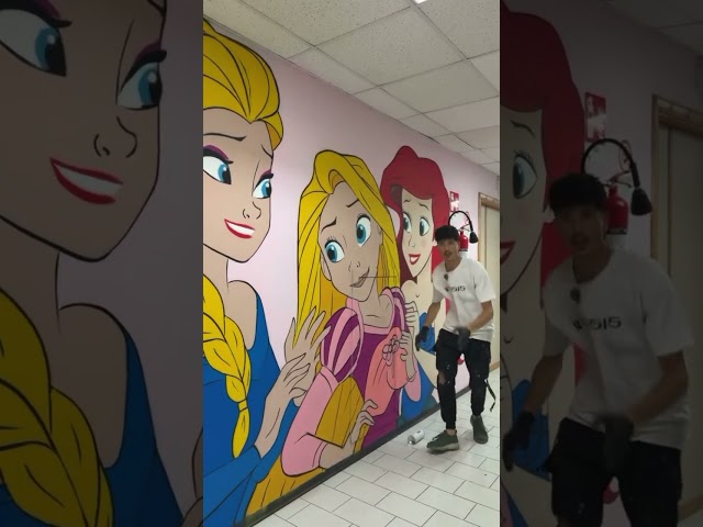Sto disegnando l’ospedale di Acireale con i personaggi che scrivete nei commenti