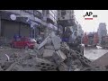 Reacción desde Beirut tras el presunto ataque aéreo israelí que mata al líder adjunto de Hamás en el  - 02:06 min - News - Video