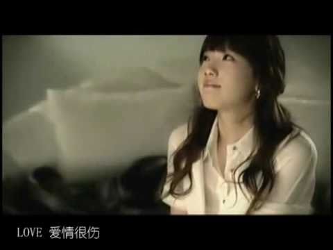 少女时代소녀시대金泰妍태연&金凡秀 - 《不一样different》MV
