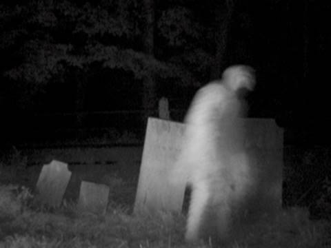 SCARY CEMETERY GHOST FOOTAGE - SPOOKY APPARITION CAUGHT ON TAPE - YouTube