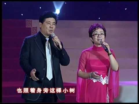 王洁实 / 谢莉斯 - 校园的早晨