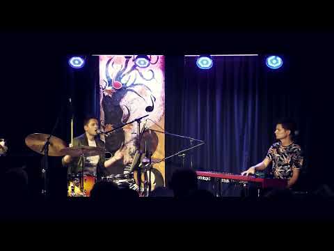Fragmenty koncertu &quot;OBYWATEL JAZZ&quot; duetu Bolewski i Tubis
