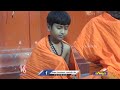Devotees Rush At Kondagattu Anjaneya Swamy Temple | Hanuman Jayanti 2024 | V6 News  - 04:32 min - News - Video