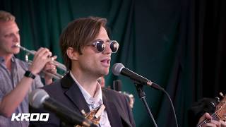 Saint Motel Performs &quot;Old Soul&quot; Acoustic Live From KROQ