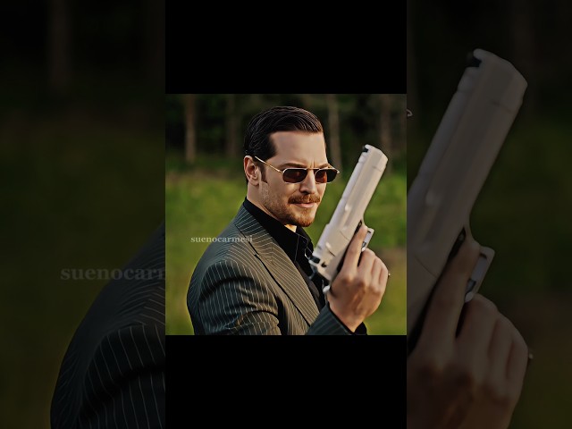Bu adamın karizmaya bitiyorum ya❤️‍🔥 #eşrefrüya#çağatayulusoy#demetözdemir