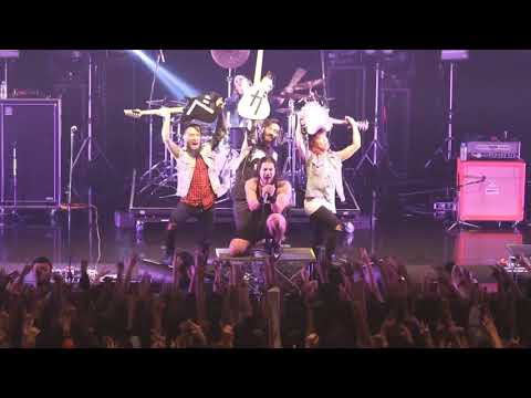 HER NAME IN BLOOD LIVE AT ZEPP OSAKA BAYSIDE