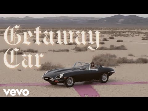 Taylor Swift - Getaway Car (Music Video)