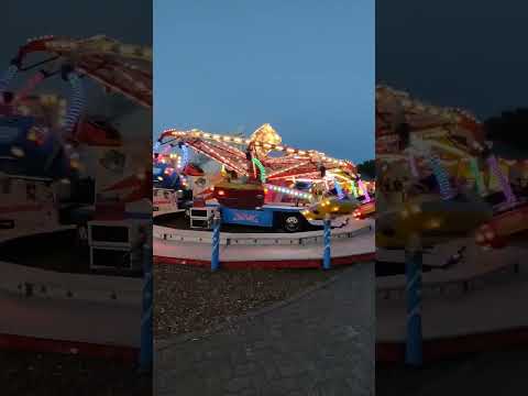 Itzehoe Jahrmarkt August 2023 Kinderkarussell #itzehoe #tiktok #shorts #familie #spaß #karussell