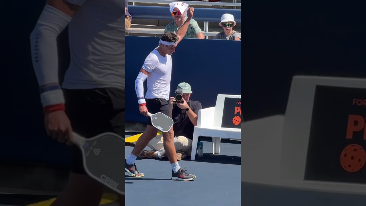 Pickleball Frenchman, Jay Devilliers, with a MASSIVE singles win 👏