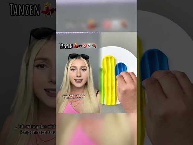 😗😙