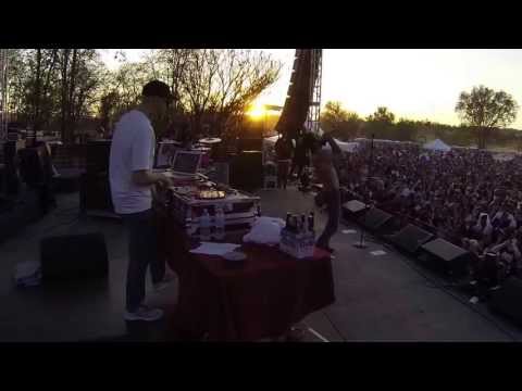 Travis Barker, Yelawolf & Chris Karns perform "Push 'em" LIVE on 4/20 mp3