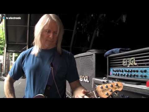 Steve Morse (Deep Purple) demoing the HOF Mini