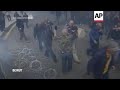 Enfrentamientos en el Líbano: manifestantes intentan asaltar la oficina del Primer Ministro  - 01:59 min - News - Video