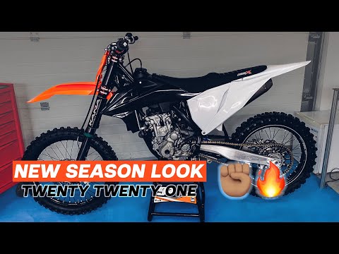 NEW SEASON LOOK - DP97