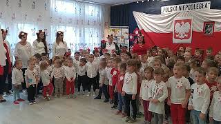 hymn &quot;Mazurek Dąbrowskiego&quot; w wykonaniu PP nr 4