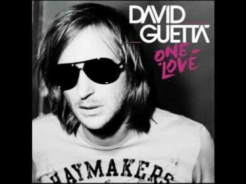 03 David Guetta - "Sexy Bitch" (feat. Akon)