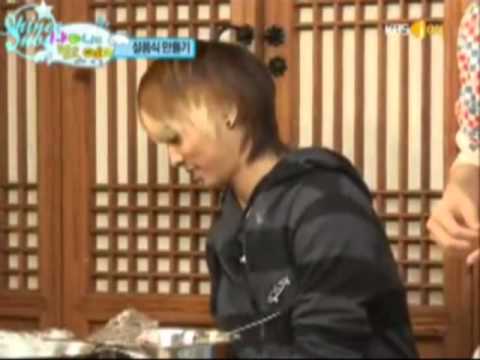 Jonghyun funny moments in Hello Baby