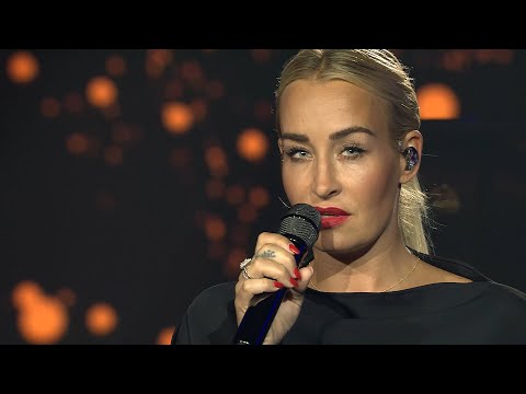 Sarah Connor – Stark (Live - Wir Halten Zusammen! - Der ARD Benefiz-Tag zur Hochwasserkatastrophe)