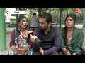 Delhi Metro Viral Video: मेट्रो में Holi और Scooty पर स्टंट करने वाली लड़कियों से Exclusive बातचीत  - 30:39 min - News - Video
