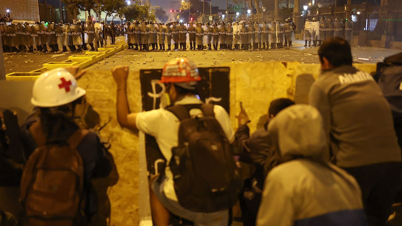 Erst wenige Tage im Amt: Gewaltsame Proteste gegen peruanischen Präsidenten Jeri