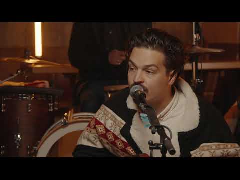 Milky Chance - Loveland (Acoustic) [Live from Berlin]