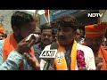 Arvind Kejriwal ने की रिंकिया के पापा को हराने की अपील | Manoj Tiwari Vs Arvind Kejriwal - 04:38 min - News - Video