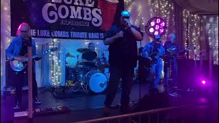 The Luke Combs Experience (Live) - Lovin&#39; On You (Luke Combs)