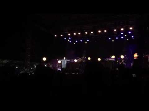 Crush - Usher (Live F1 After Race Concert)