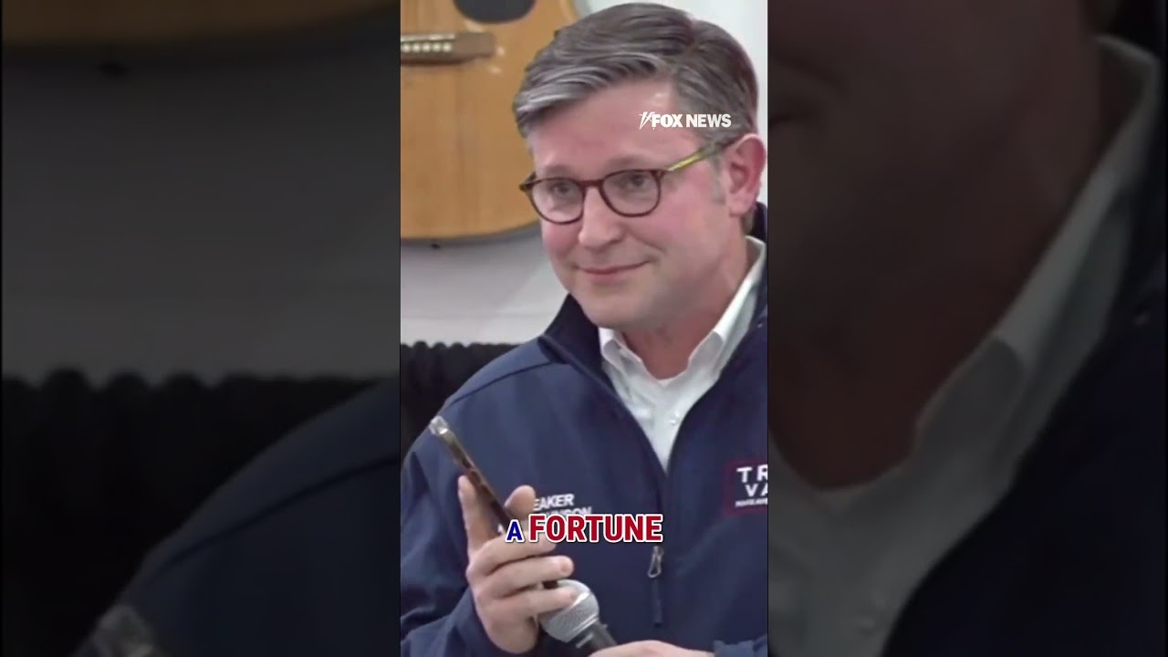 Trump ROASTS Dem at Tennessee rally: 'How the HELL can you elect' her?! #shorts #foxnews #politics