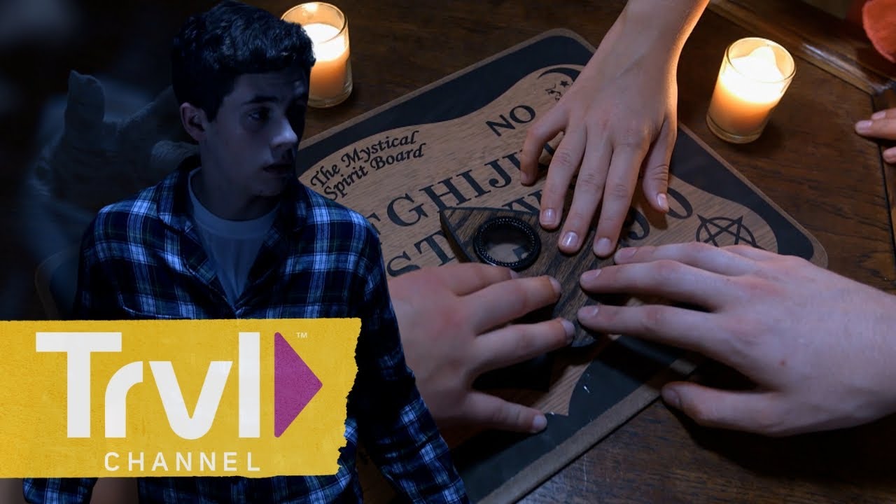 Family Ghost or Foe? | A Haunting | Travel Channel