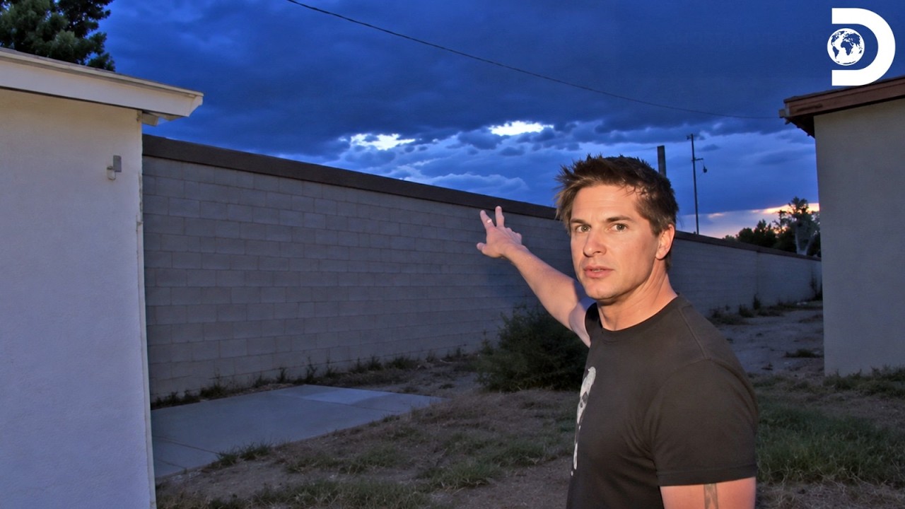 The Mysterious History Behind Haunted Places | Ghost Adventures S4 | Discovery Channel India