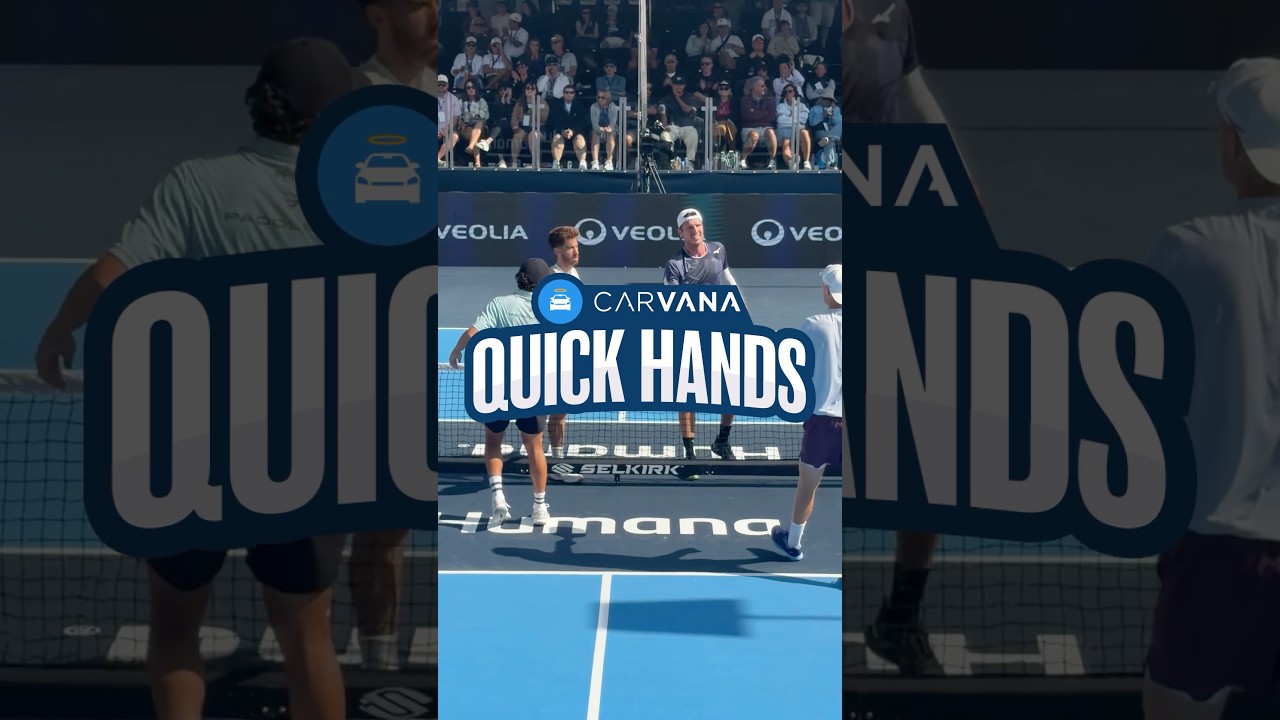 Who had the best hands in San Clemente? 🙌 @GoCarvana Quick Hands from the @toysrus PPA Finals 🏆