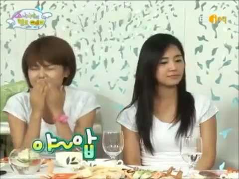 When SNSD sneeze...