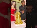Urvashi Rautela ने Birthday पर काटा 24 कैरेट Gold Cake, Honey Singh के साथ मनाया जश्न