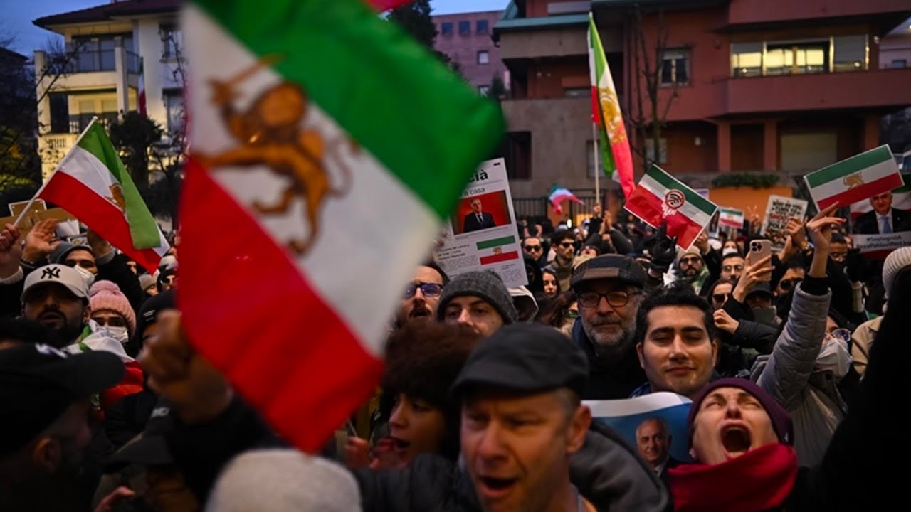 Iran : "C'est vraiment une révolution" (Hilda Dehghani-Schmit)