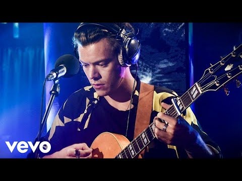 Harry Styles - Wild Thoughts cover in the Live Lounge