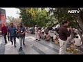 Arvind Kejriwal ED Custody: AAP के विरोध प्रदर्शन से पहले Delhi Metro के गेट बंद | NDTV India  - 03:24 min - News - Video