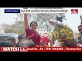 ఏపీలో టీడీపీ గెలవడం కాయం..! | Nara Bhuvaneswari Sensational Comments On Chandrababu | hmtv  - 01:39 min - News - Video