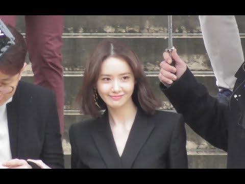 VIDEO YoonA 윤아 SNSD attends the Givenchy show @ Paris 4 march 2018 Fashion Week / mars
