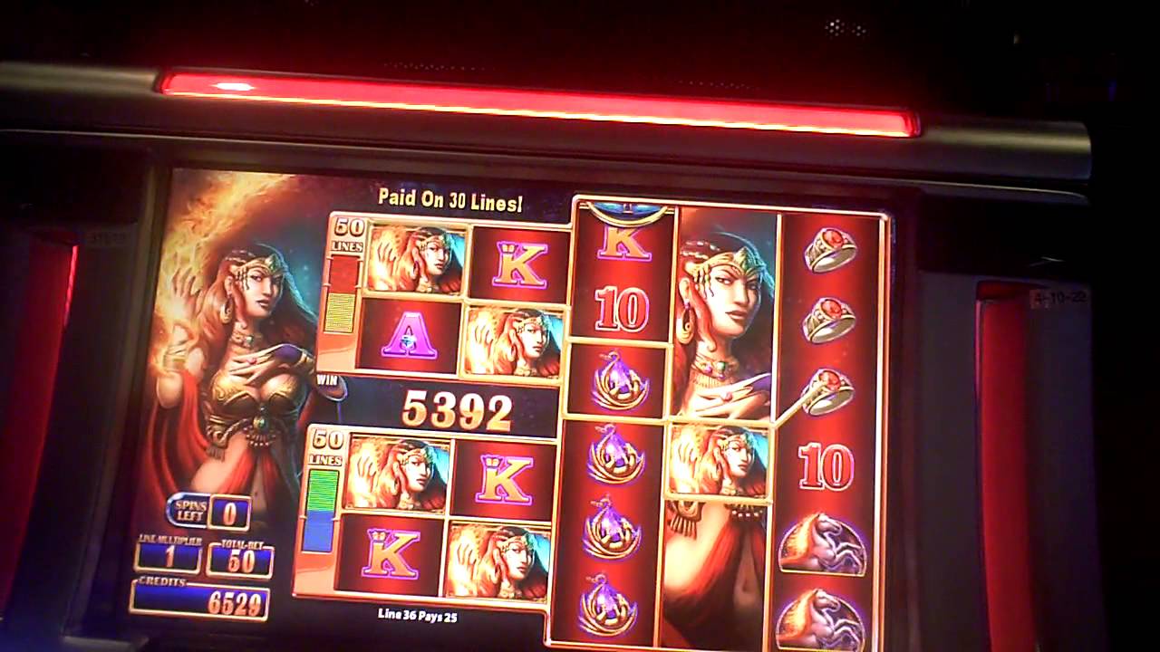Fire Queen Slot Machine